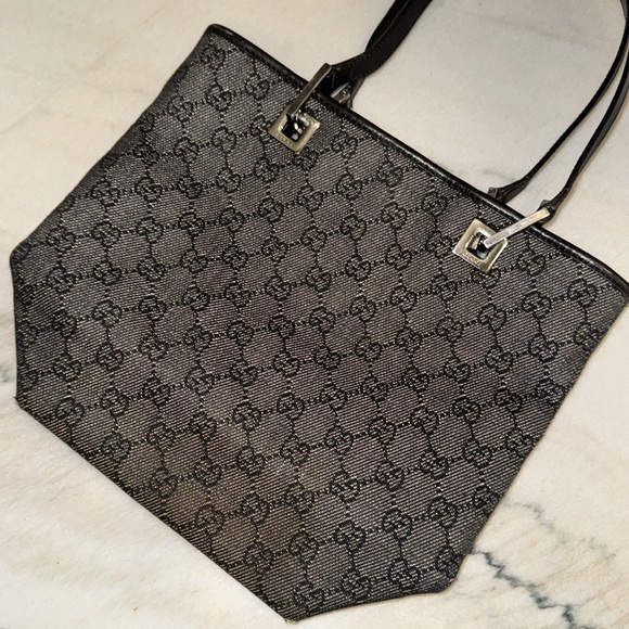GUCCI DENIM TOTE W LEATHER HANDLES & SILVER HARDWARE-SO CHIC!! - Picture 2 of 11